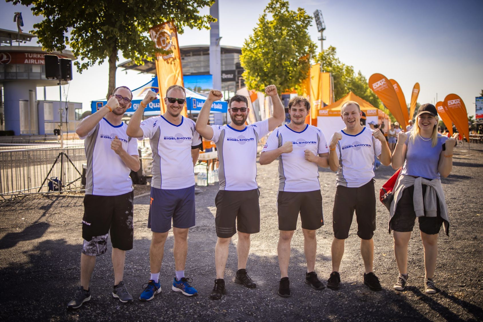 Teamfotos vom B2Run Aachen 2022 gemeinsamaktiv
