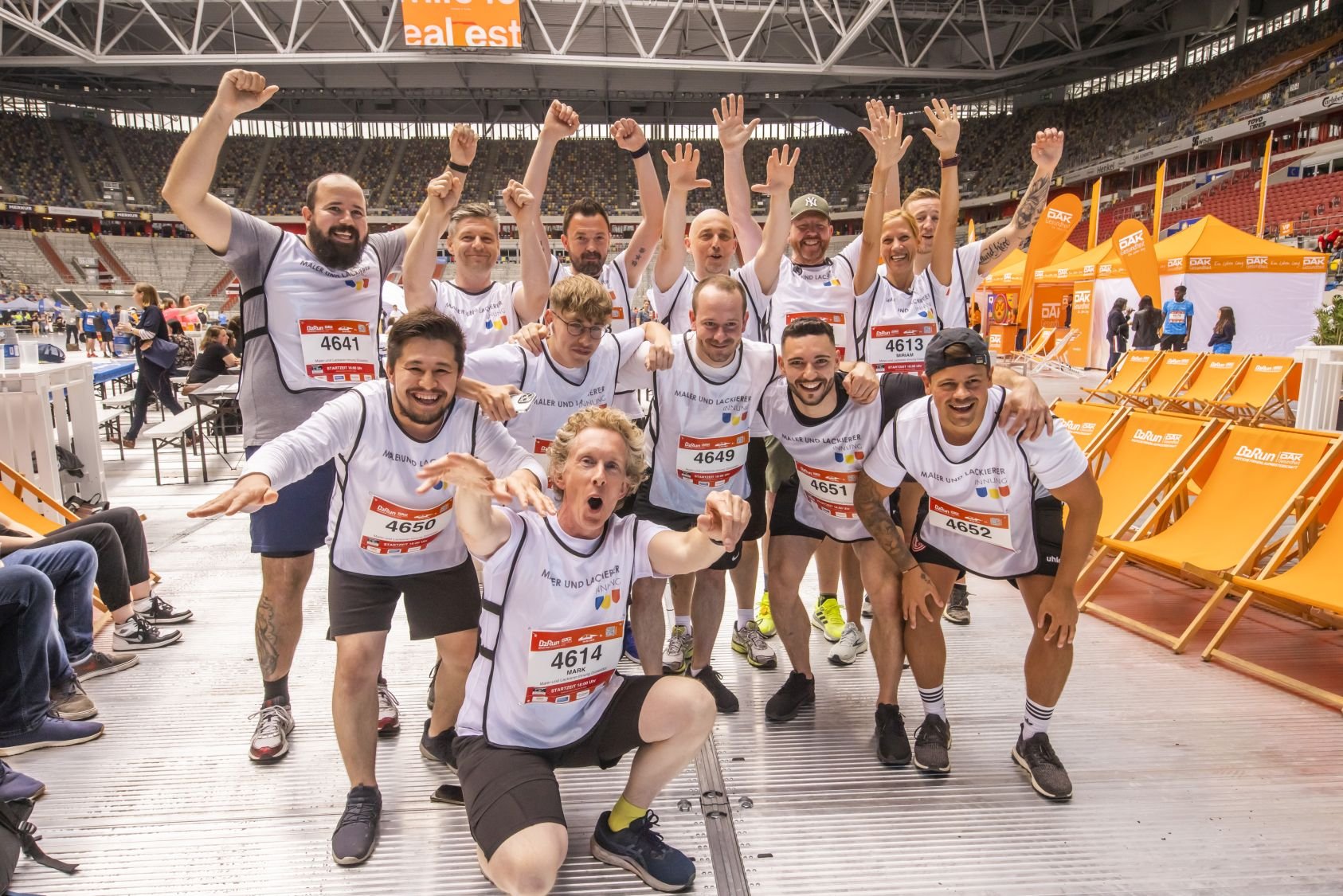  Die Teamfotos vom B2Run Düsseldorf 2022 #gemeinsamaktiv Bildidee 