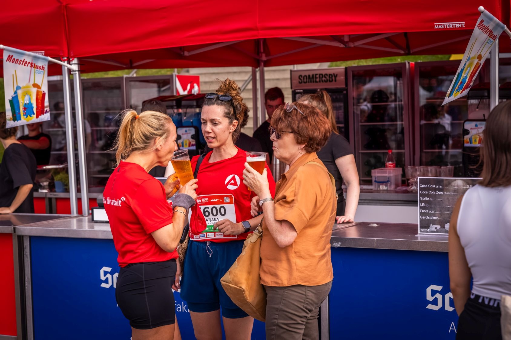 Impressionen beim B2Run Düsseldorf 2024 #gemeinsamaktiv