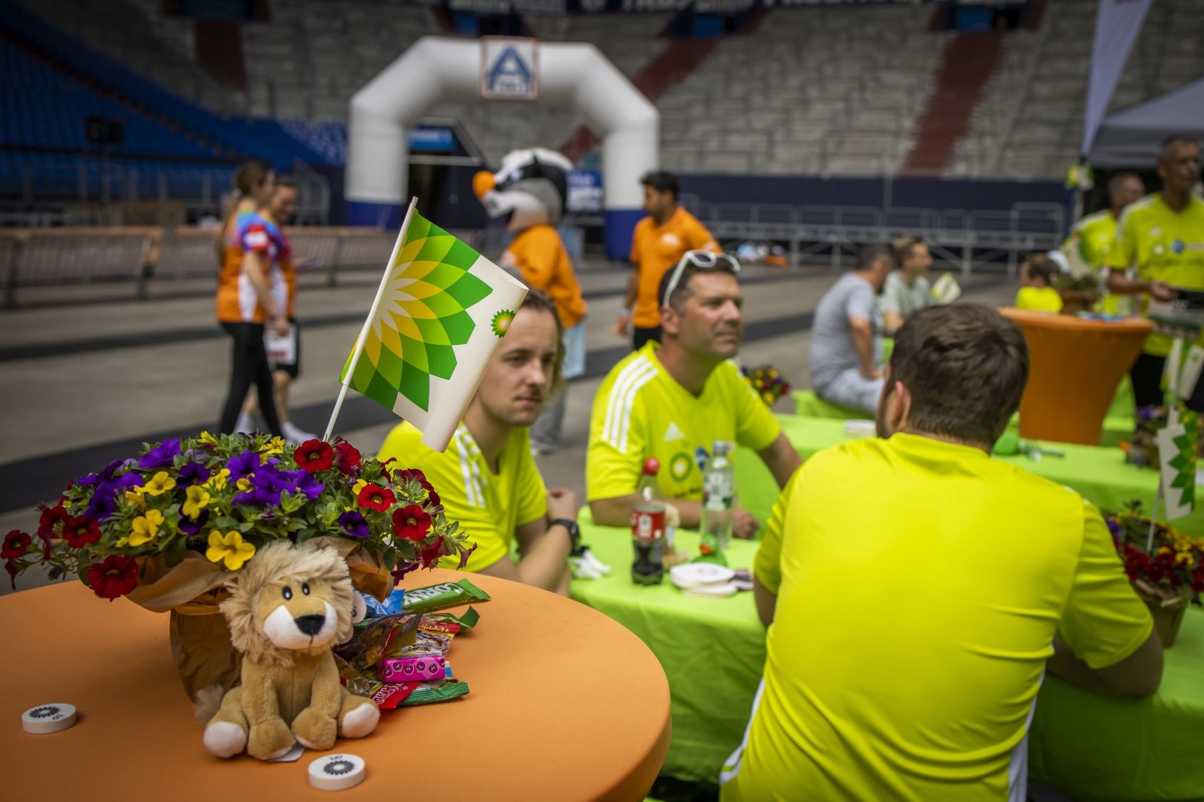 Impressionen vom B2Run Gelsenkirchen 2022 und vom Start vor der VELTINS