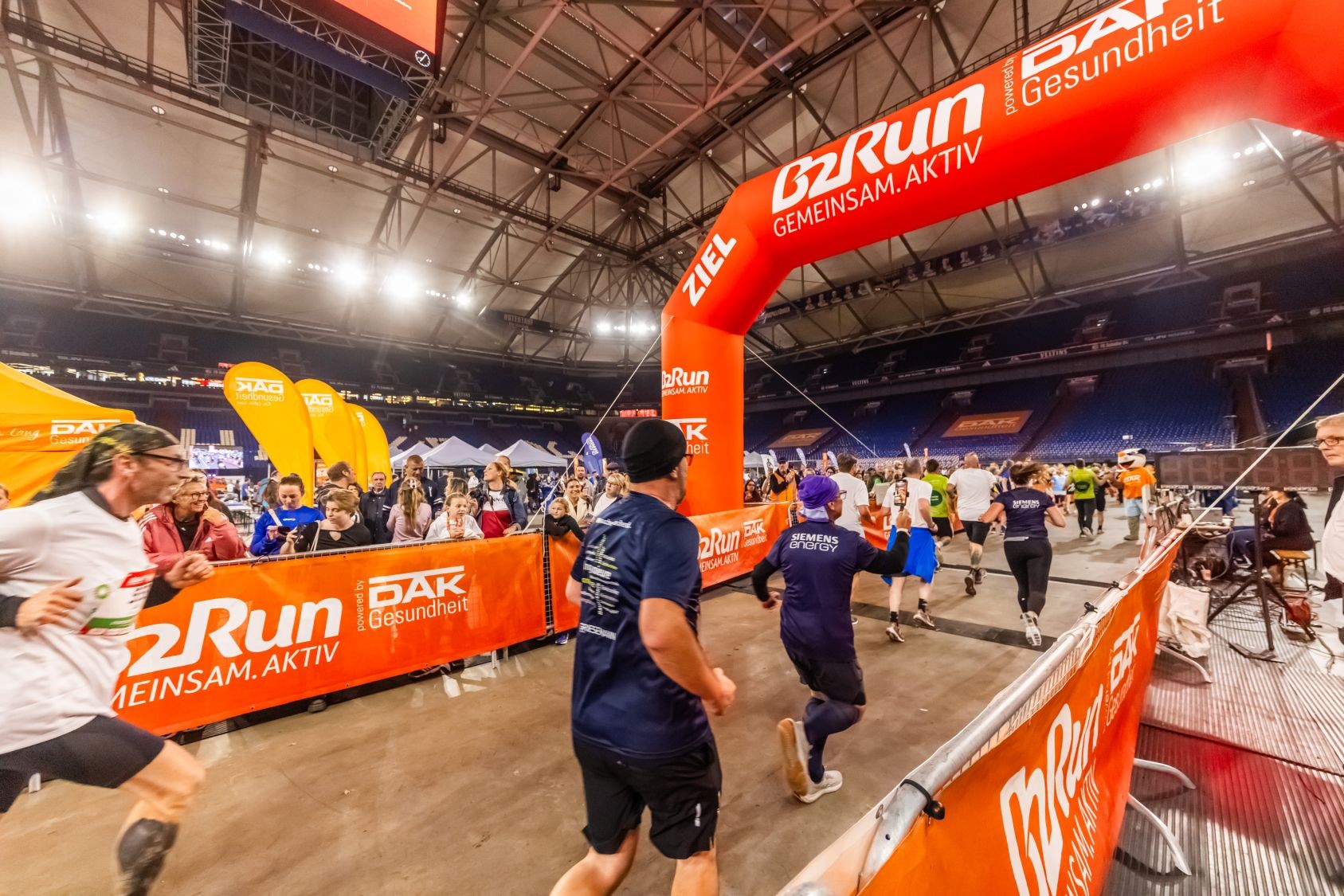 Erste Bilder und Impressionen vom B2Run Gelsenkirchen 2024 #gemeinsamaktiv