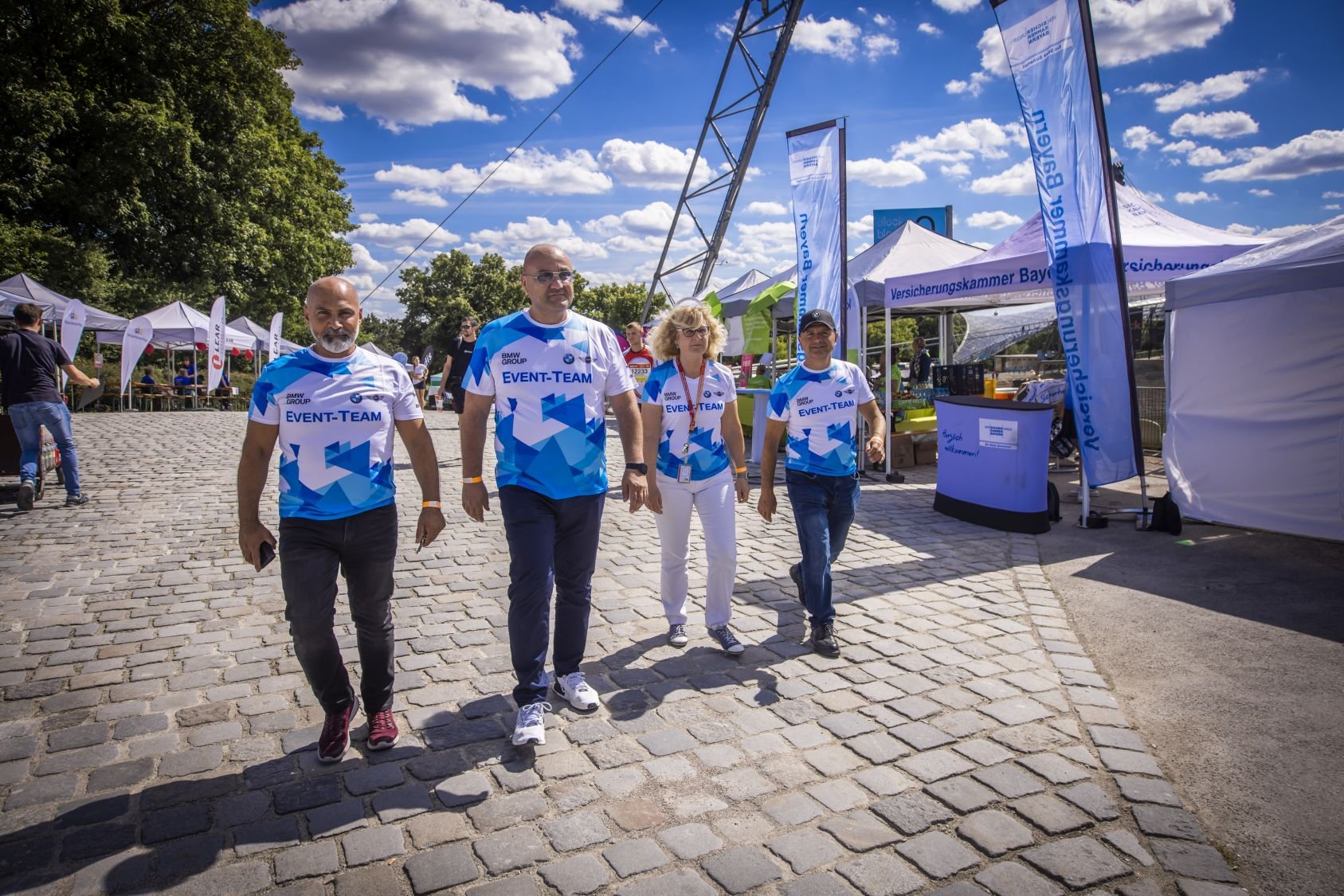 Erste Bilder und Impressionen vom B2Run München 2022 im Olmypiapark #gemeinsamaktiv