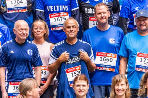Schalke Fan-Block B2Run Gelsenkirchen 2026