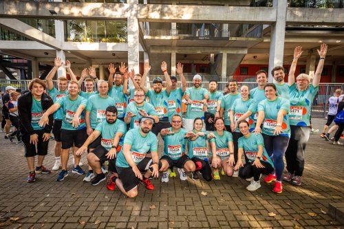 Premiumteam-Paket Gold B2Run Köln 2026 - Stadion Westseite